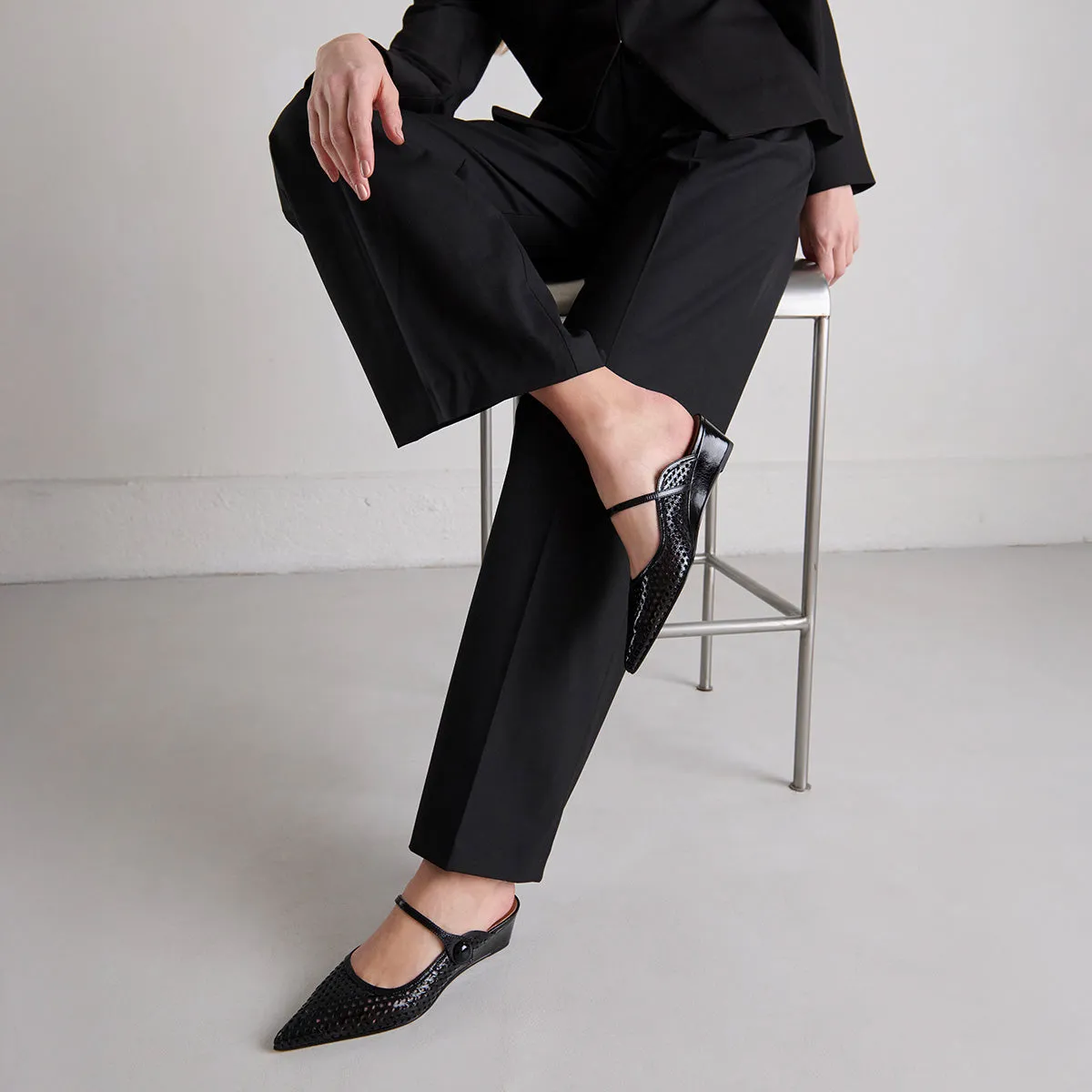 264- Decade Cuir Brillant Noir