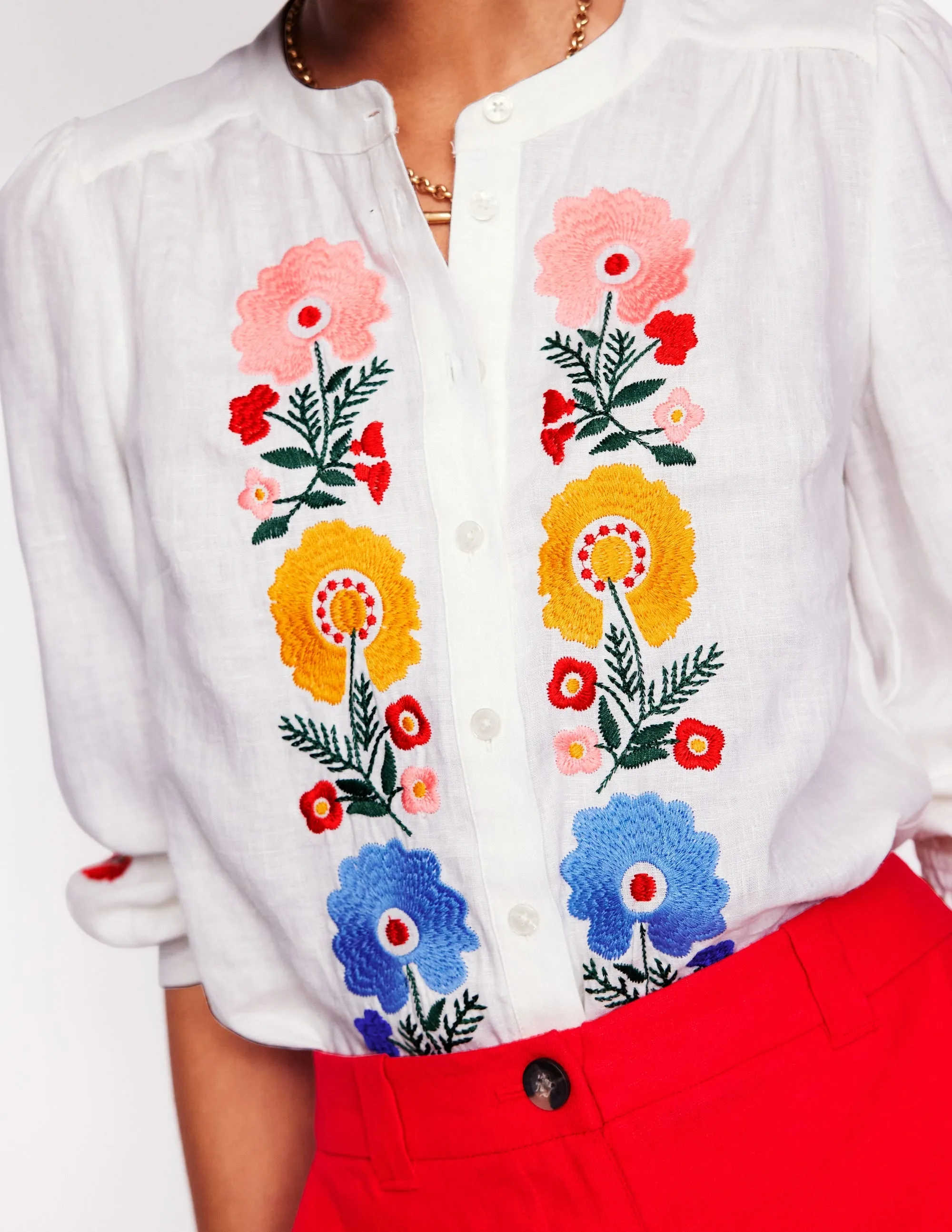Alicia Linen Top-White. Floral Embroidery