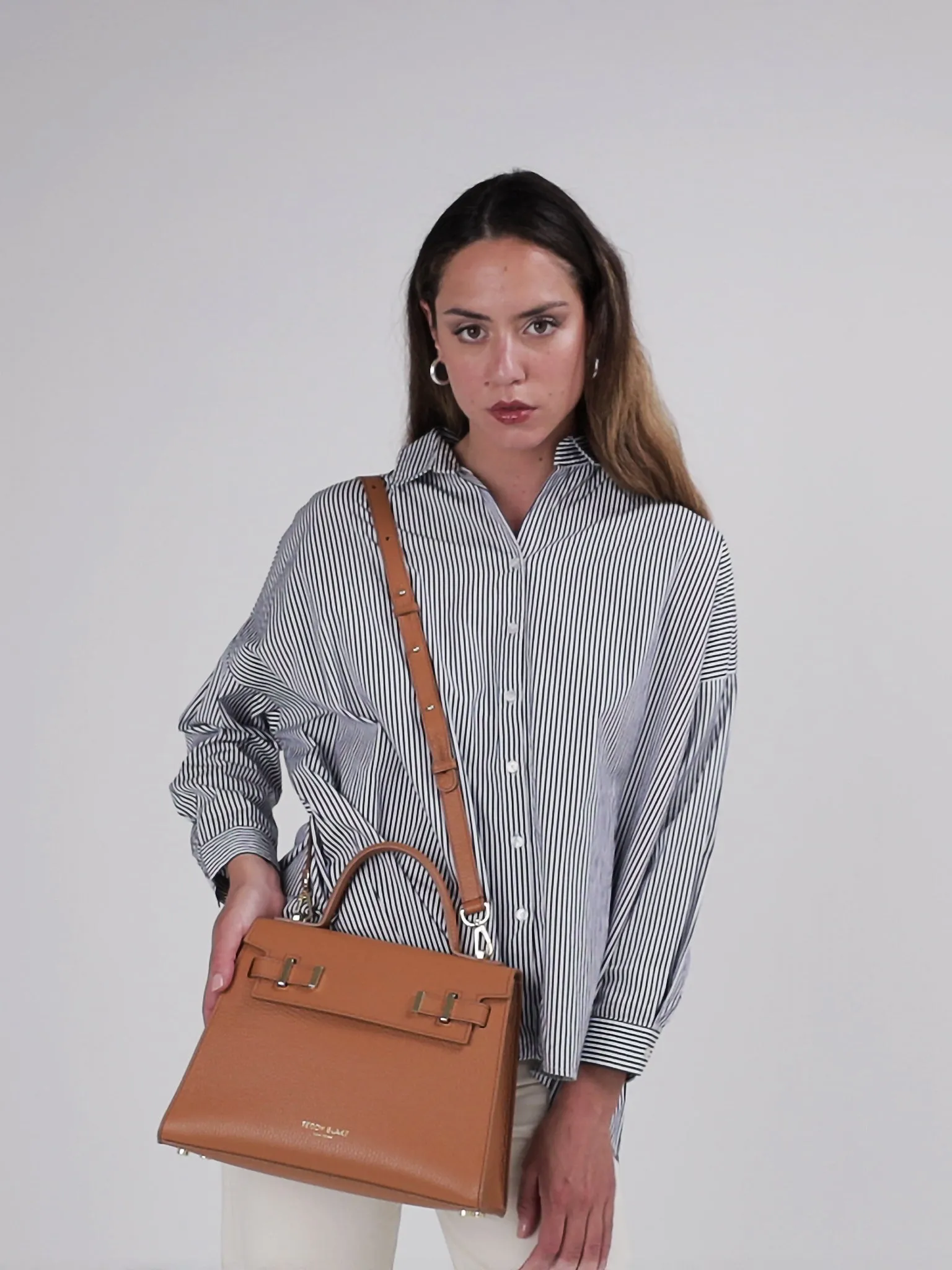 Ava  11 - Camel Brown