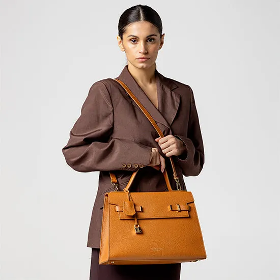Ava  14 - Camel Brown