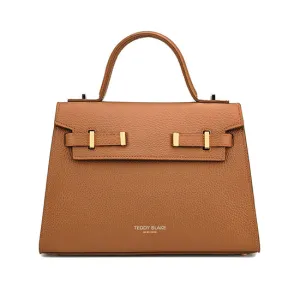 Ava  14 - Camel Brown