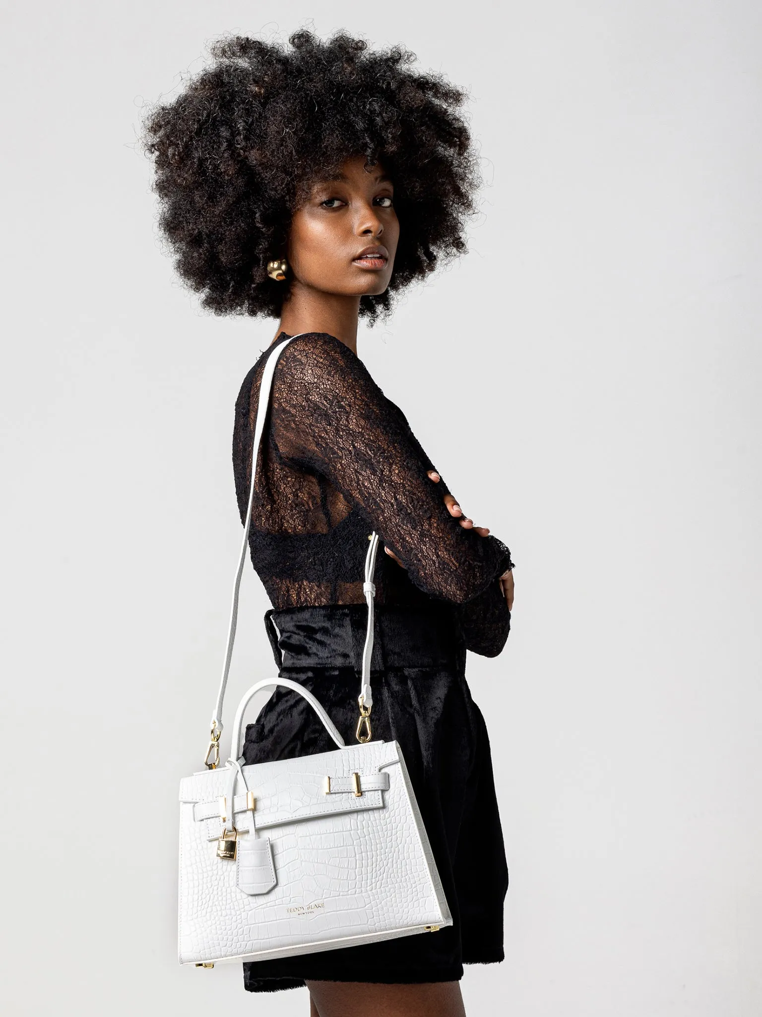 Ava Croco  11 - White