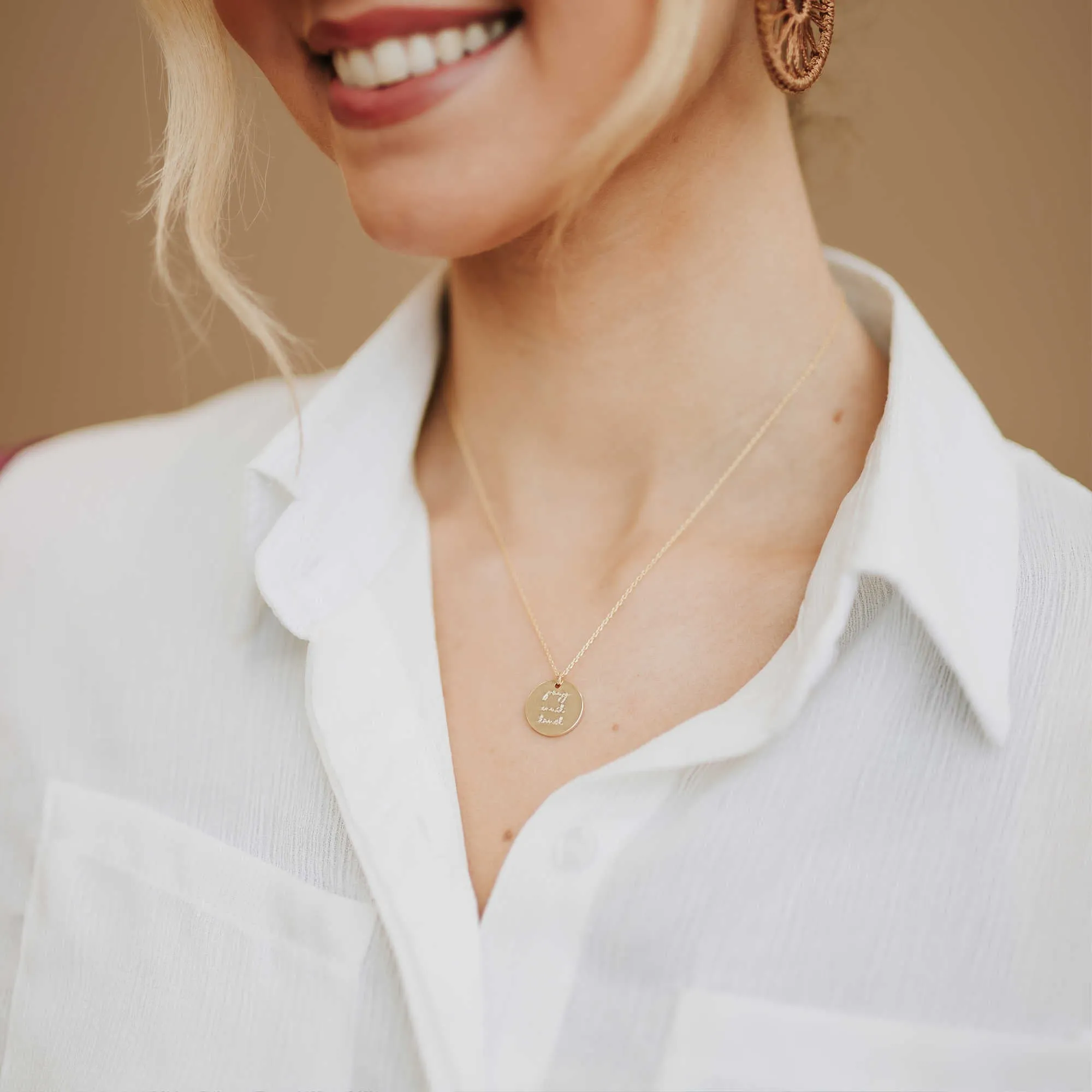 Be Lifted Disc Pendant Necklace