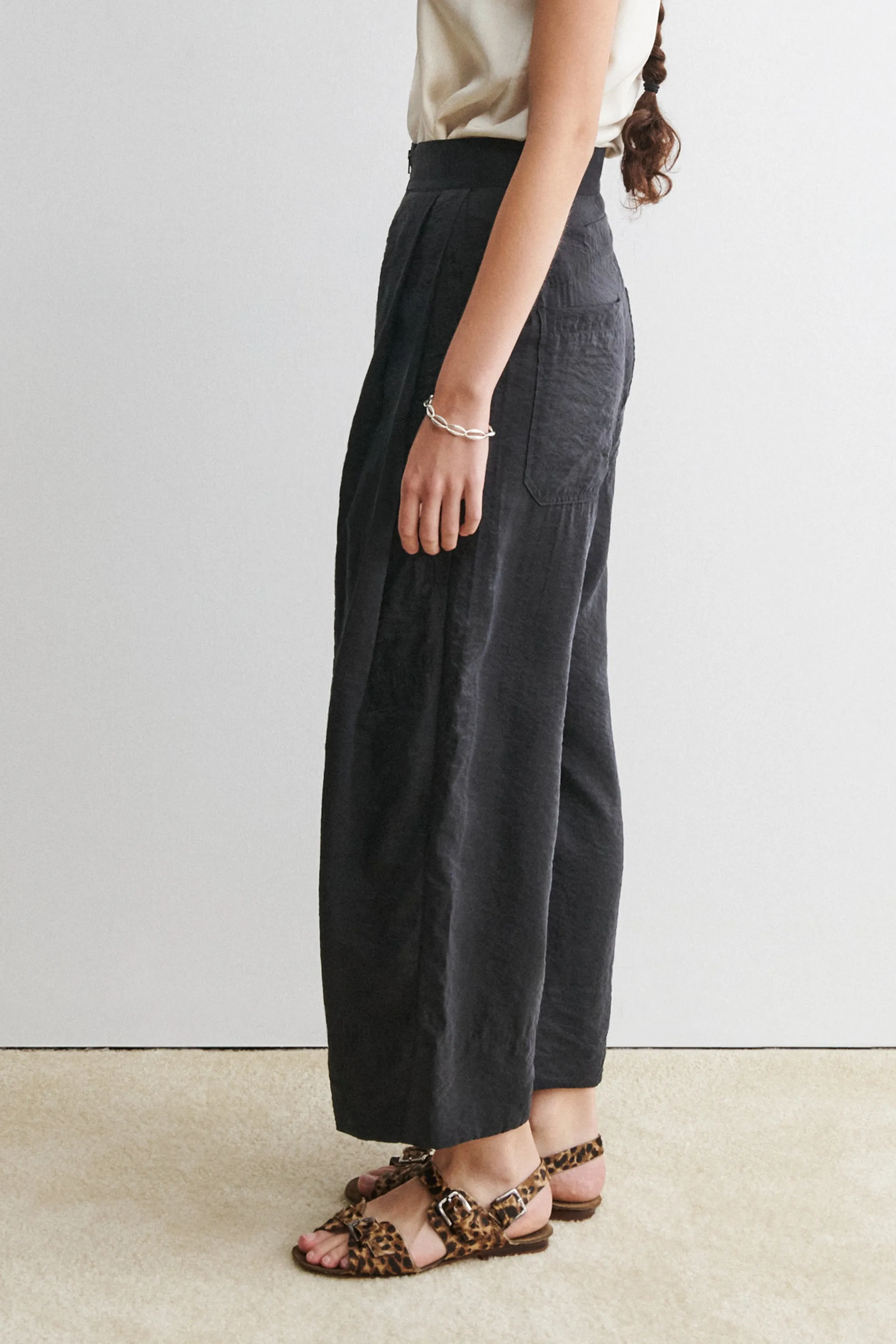 Dini Pant