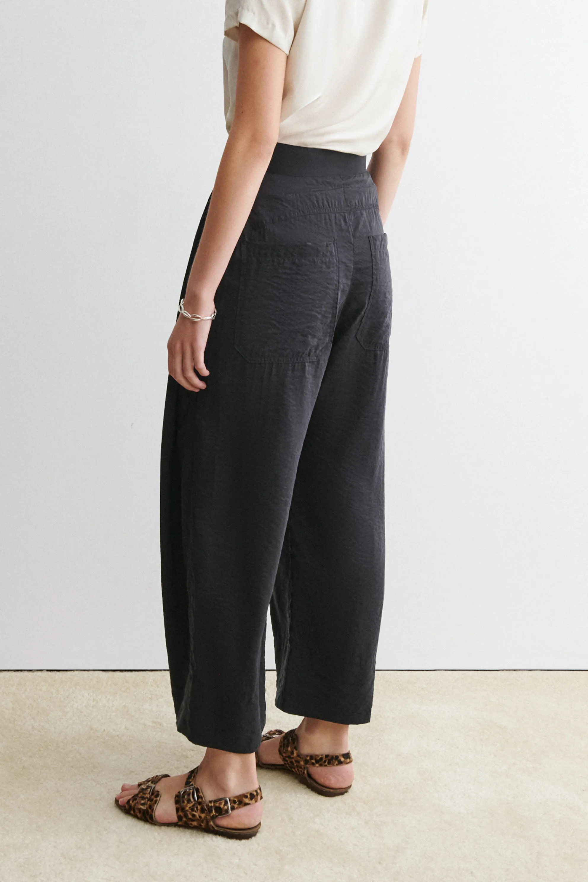 Dini Pant