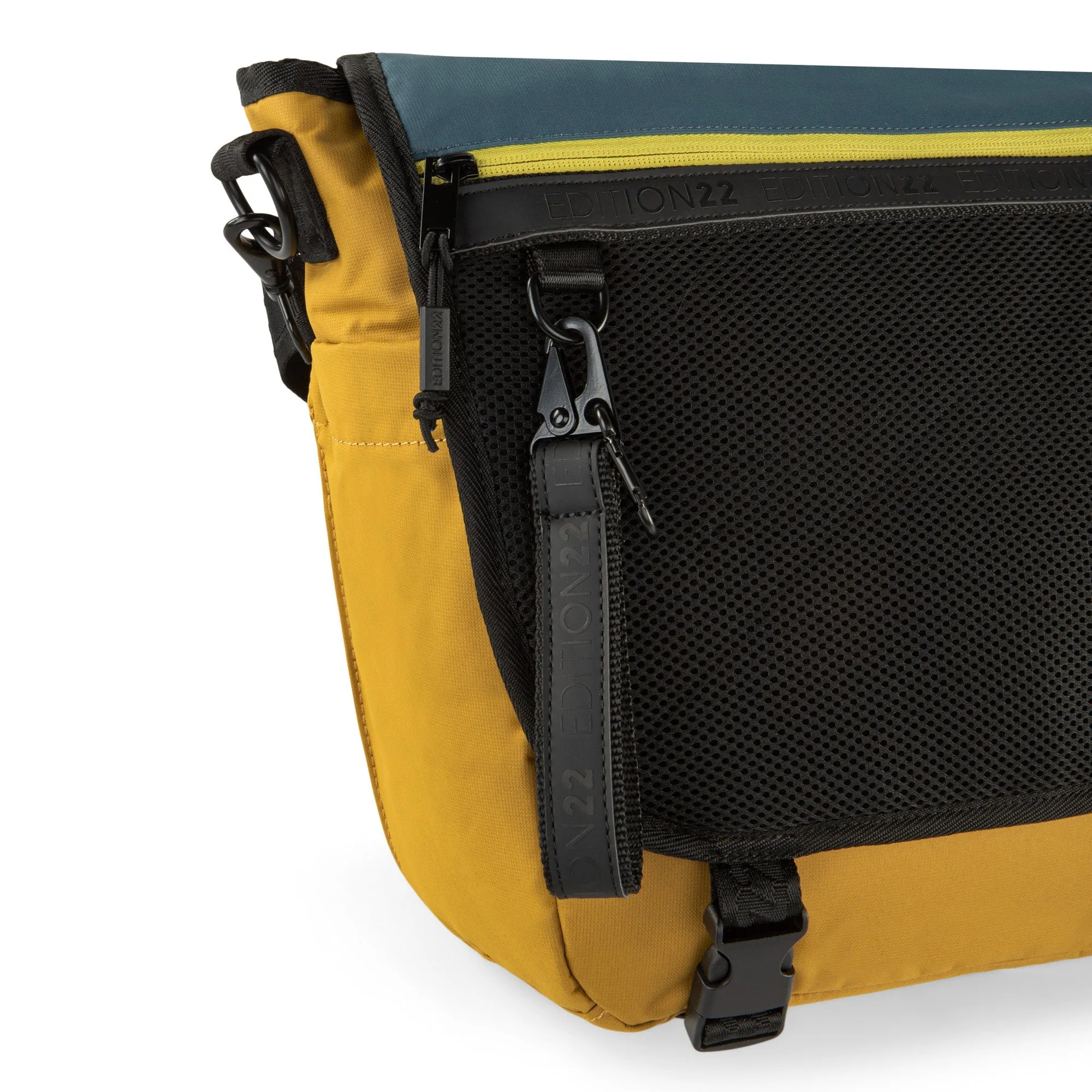 Edition22 Journey Messenger Bag