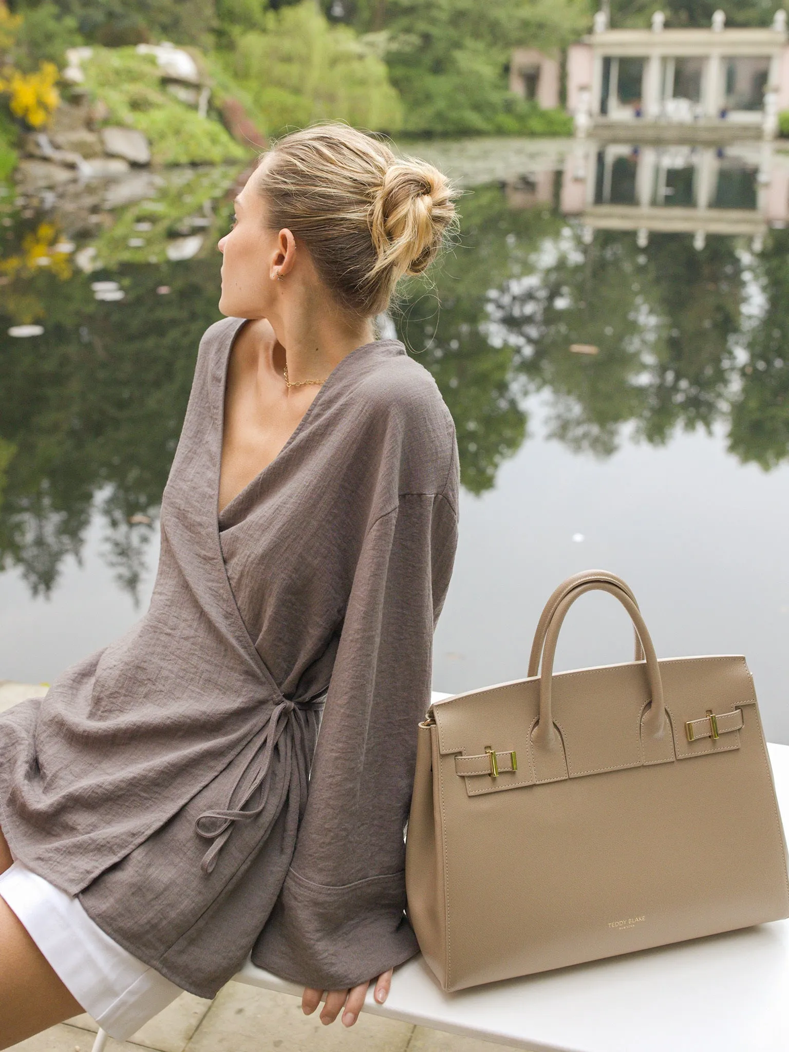 Gigi Palmellato  15 - Beige