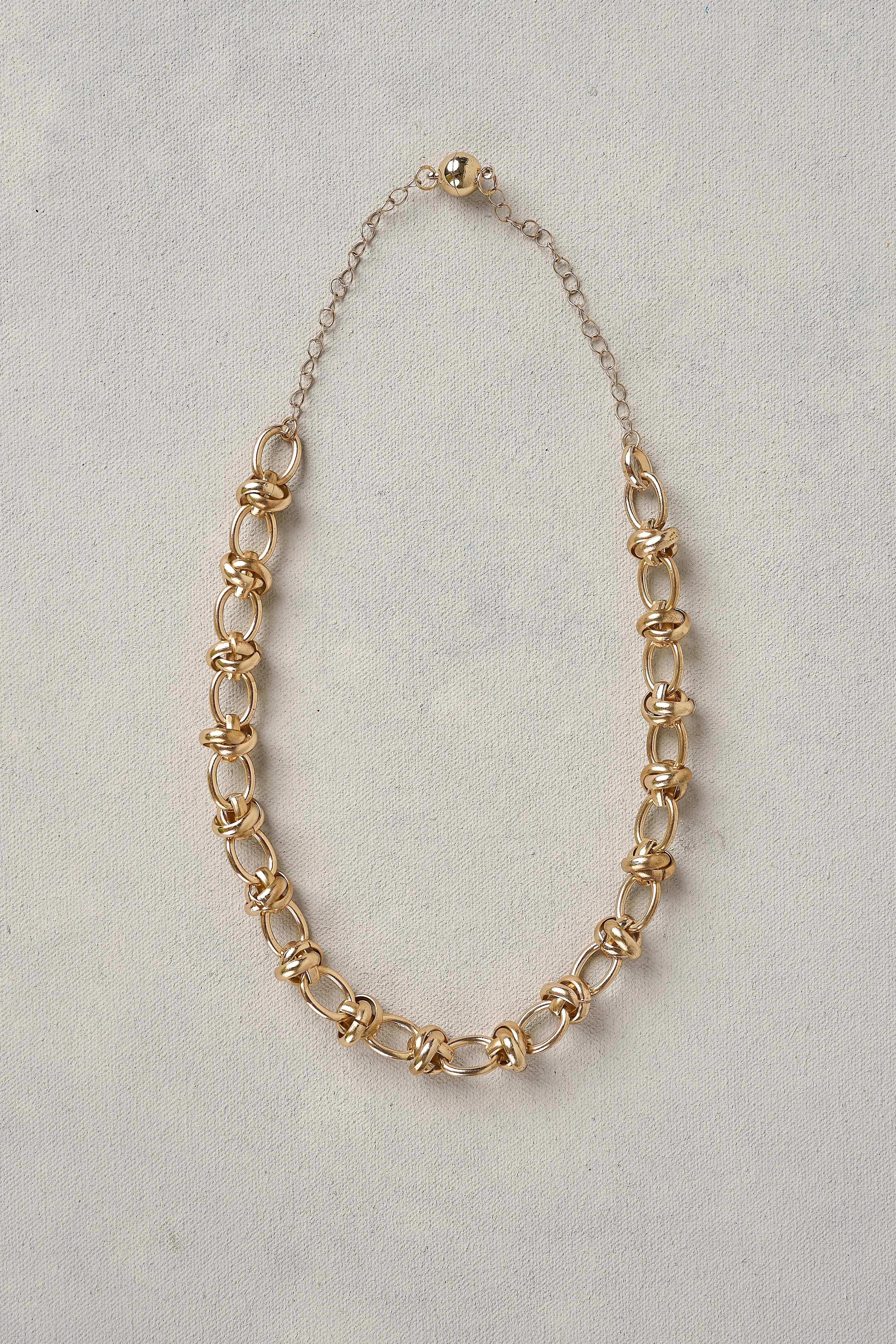 Gold Knot Link Necklace