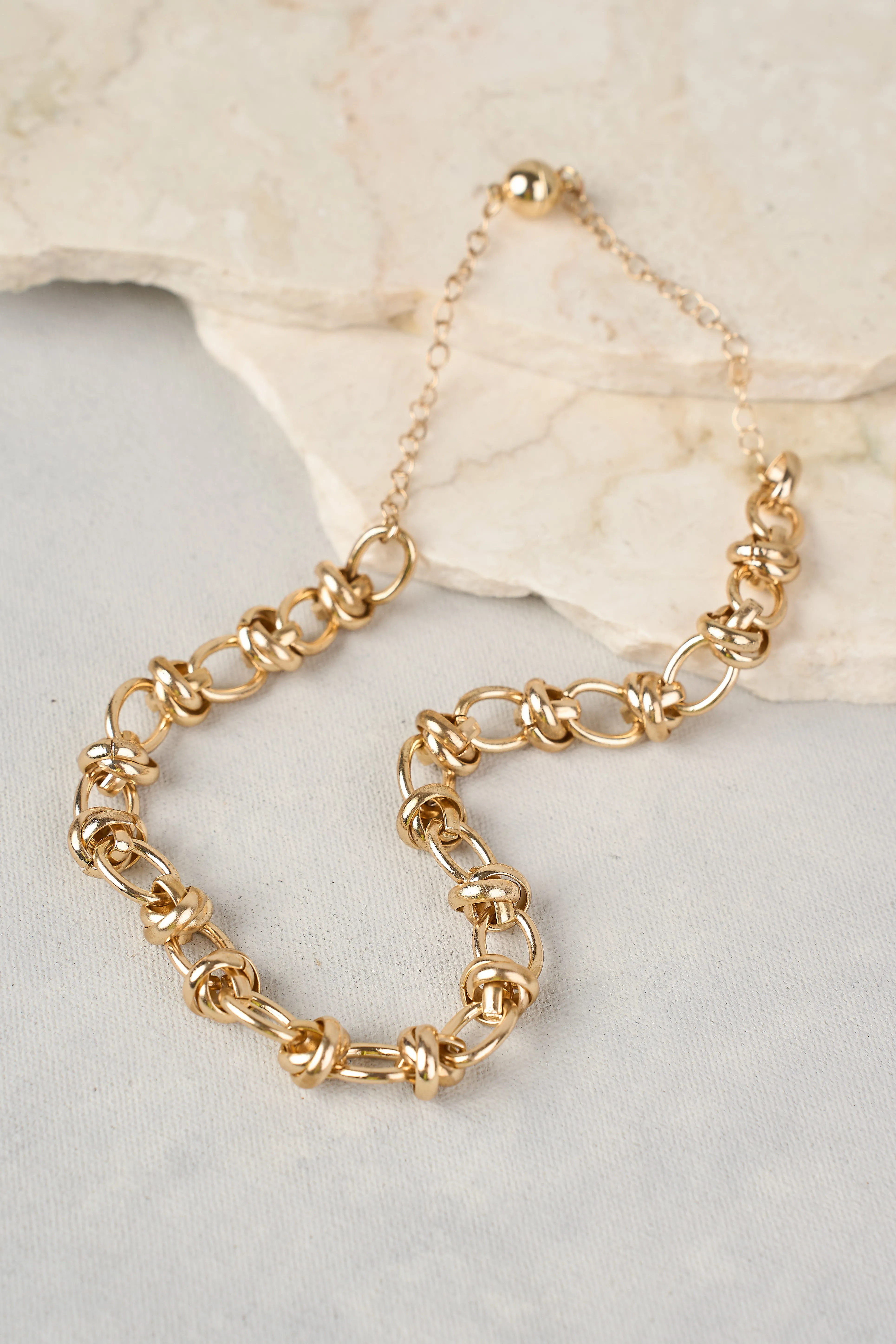 Gold Knot Link Necklace