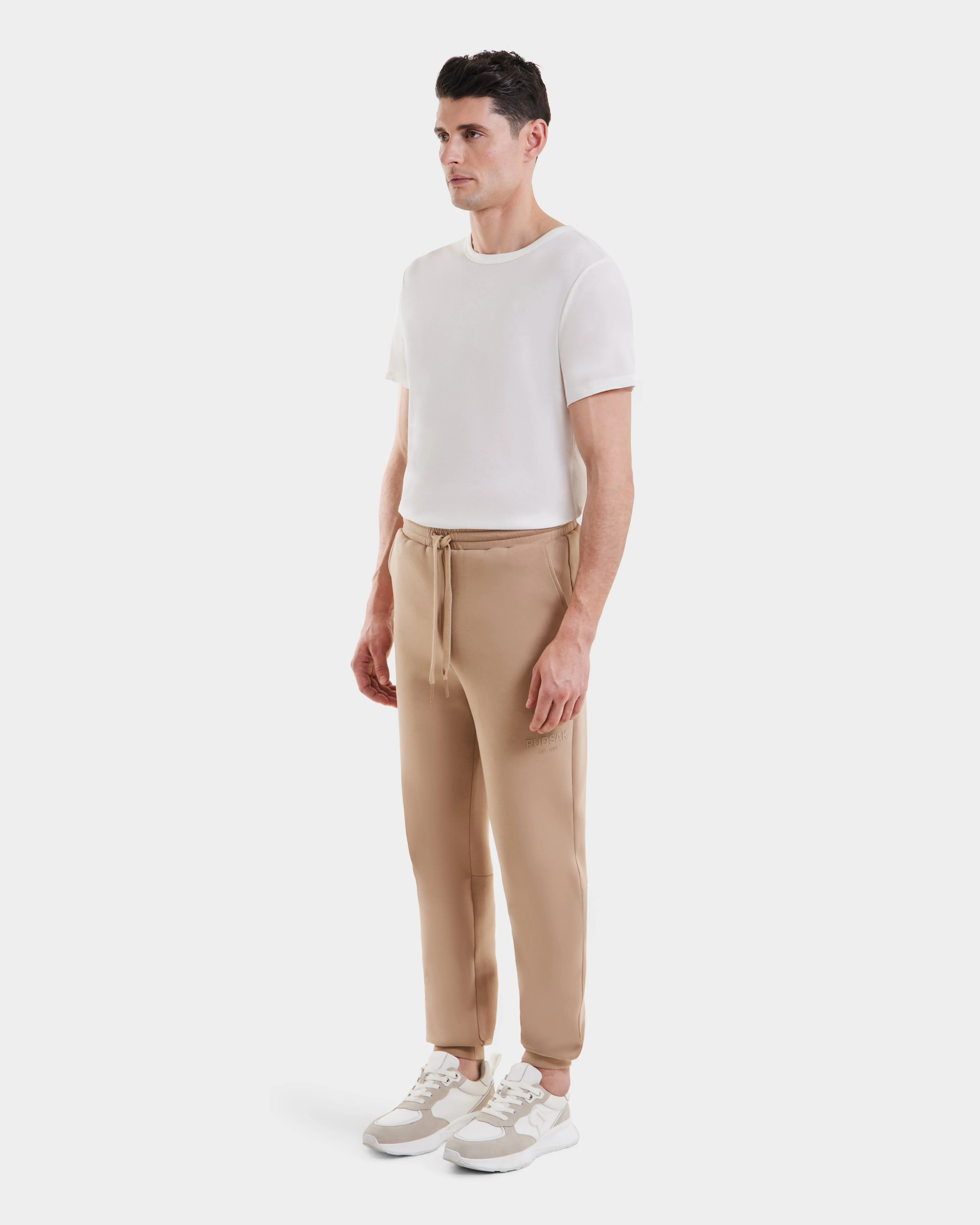 JOSS - 9524009 Almond M