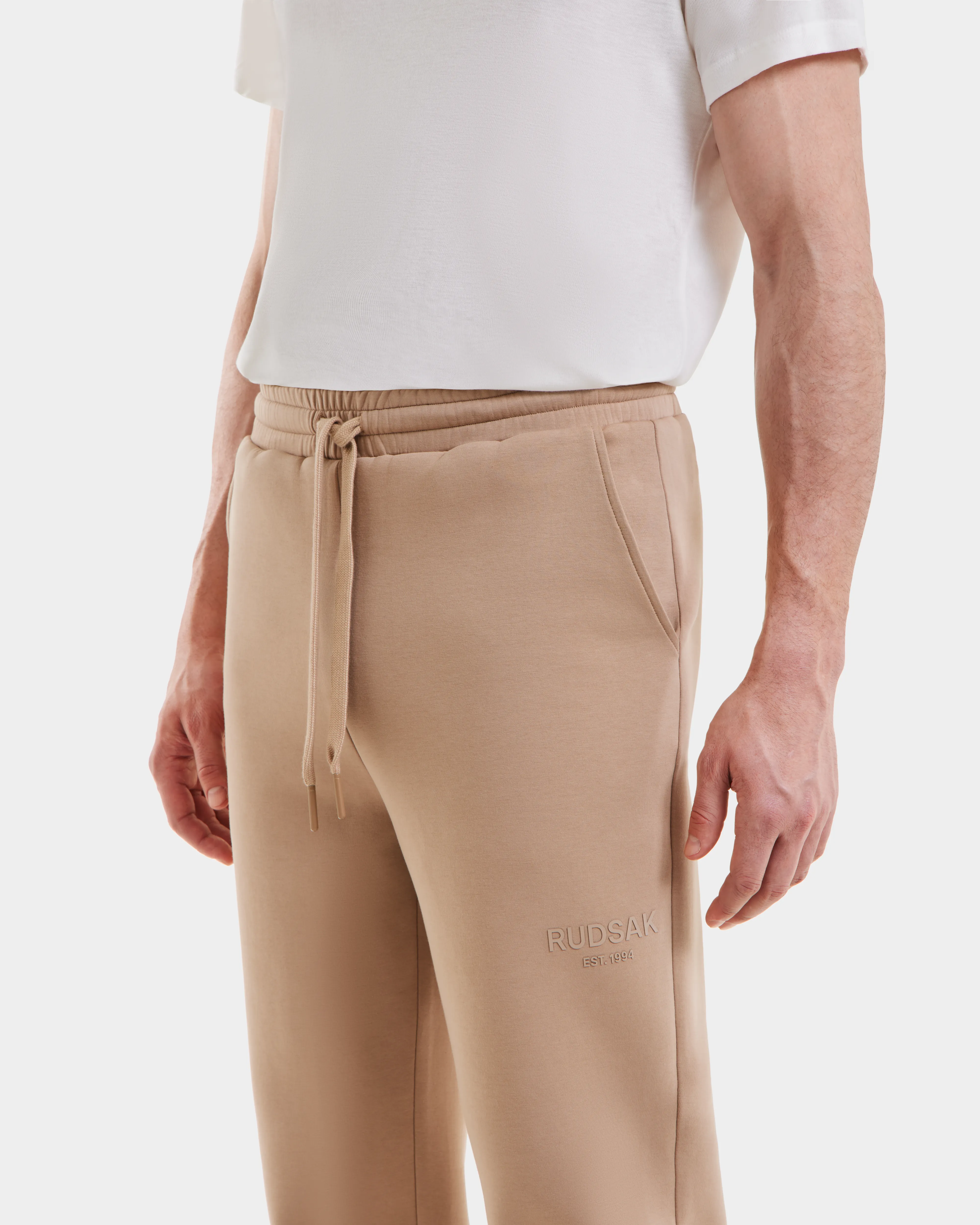 JOSS - 9524009 Almond M