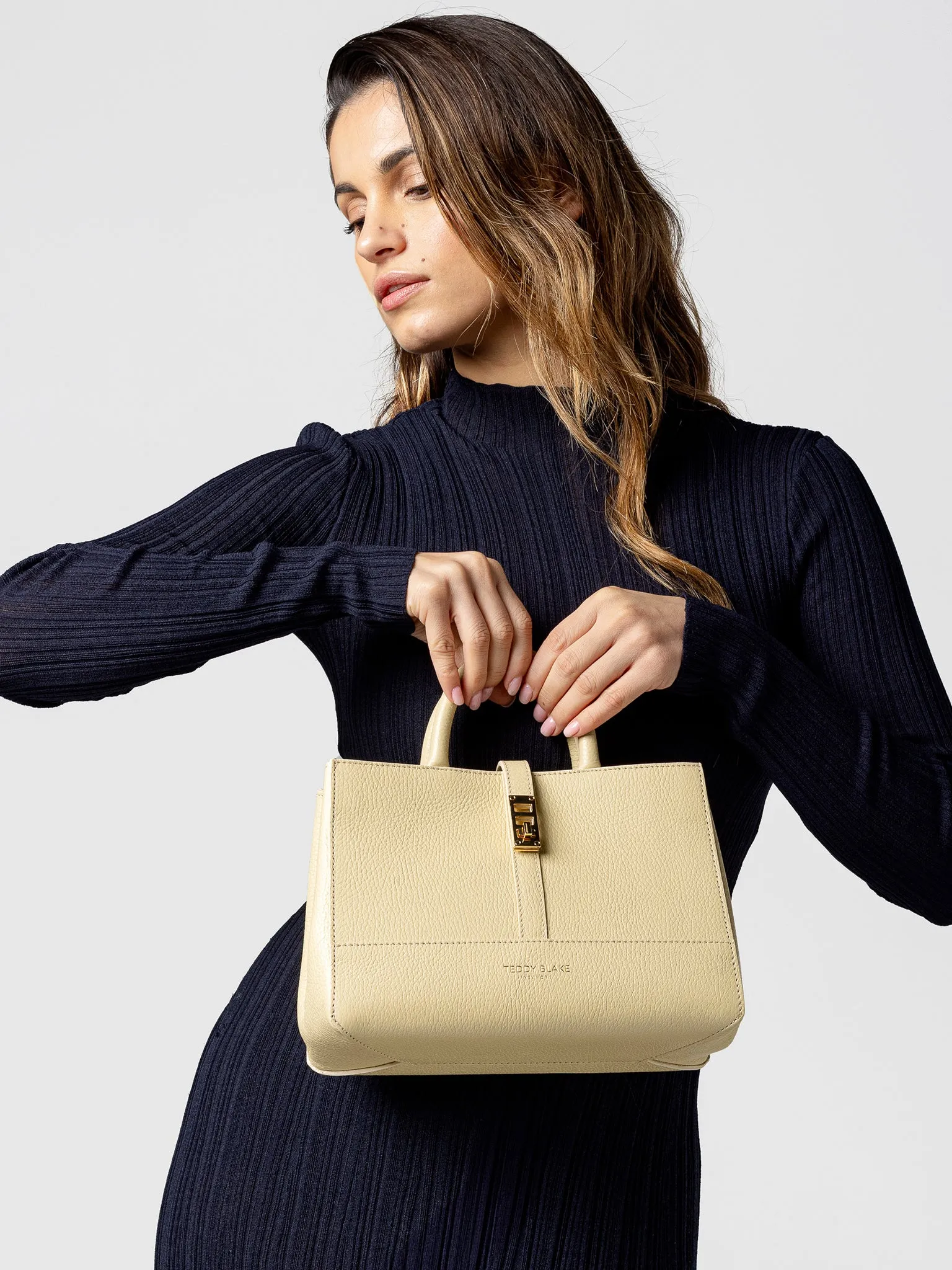 Lola Stampato 10 - Cream