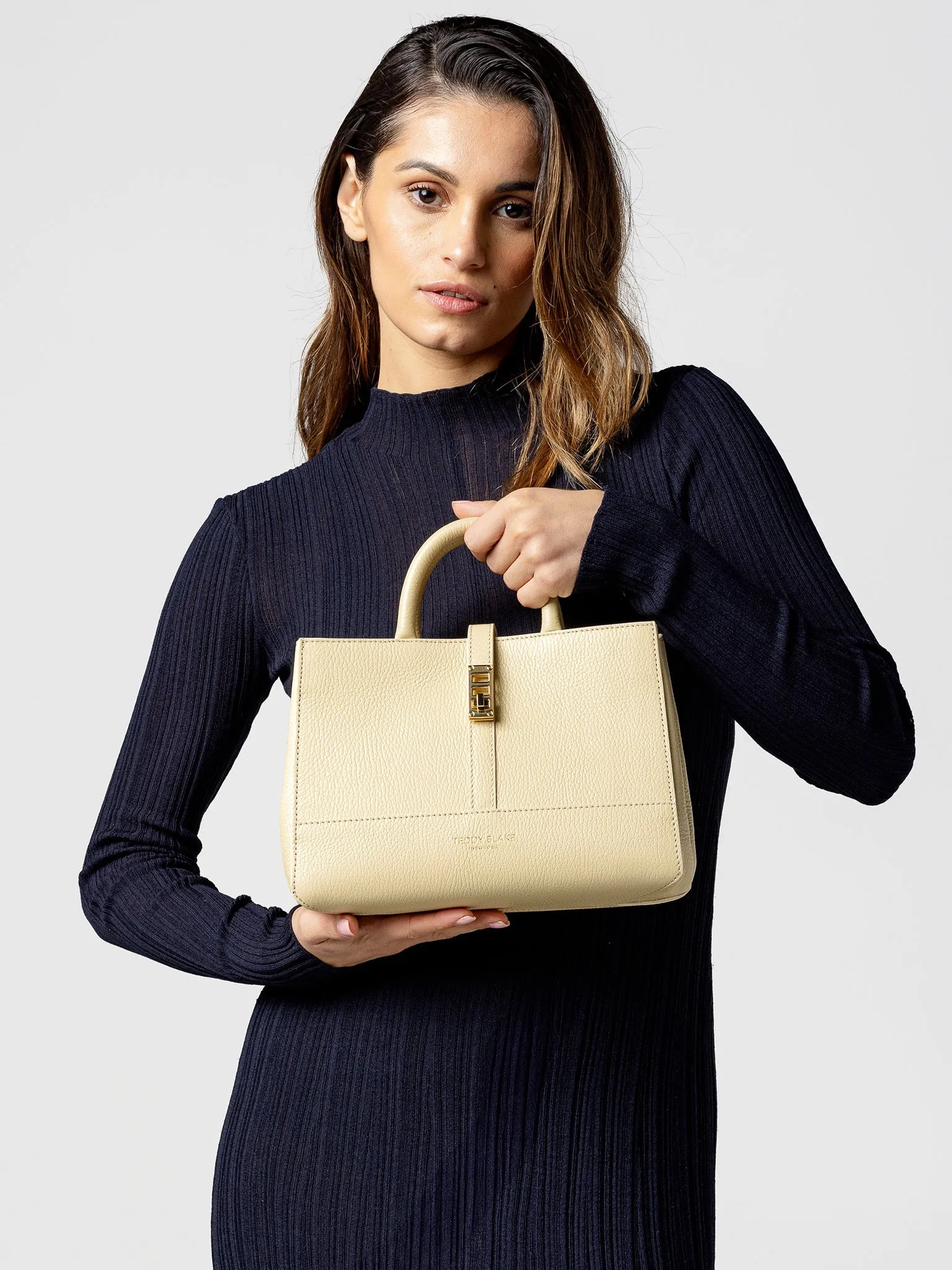 Lola Stampato 10 - Cream
