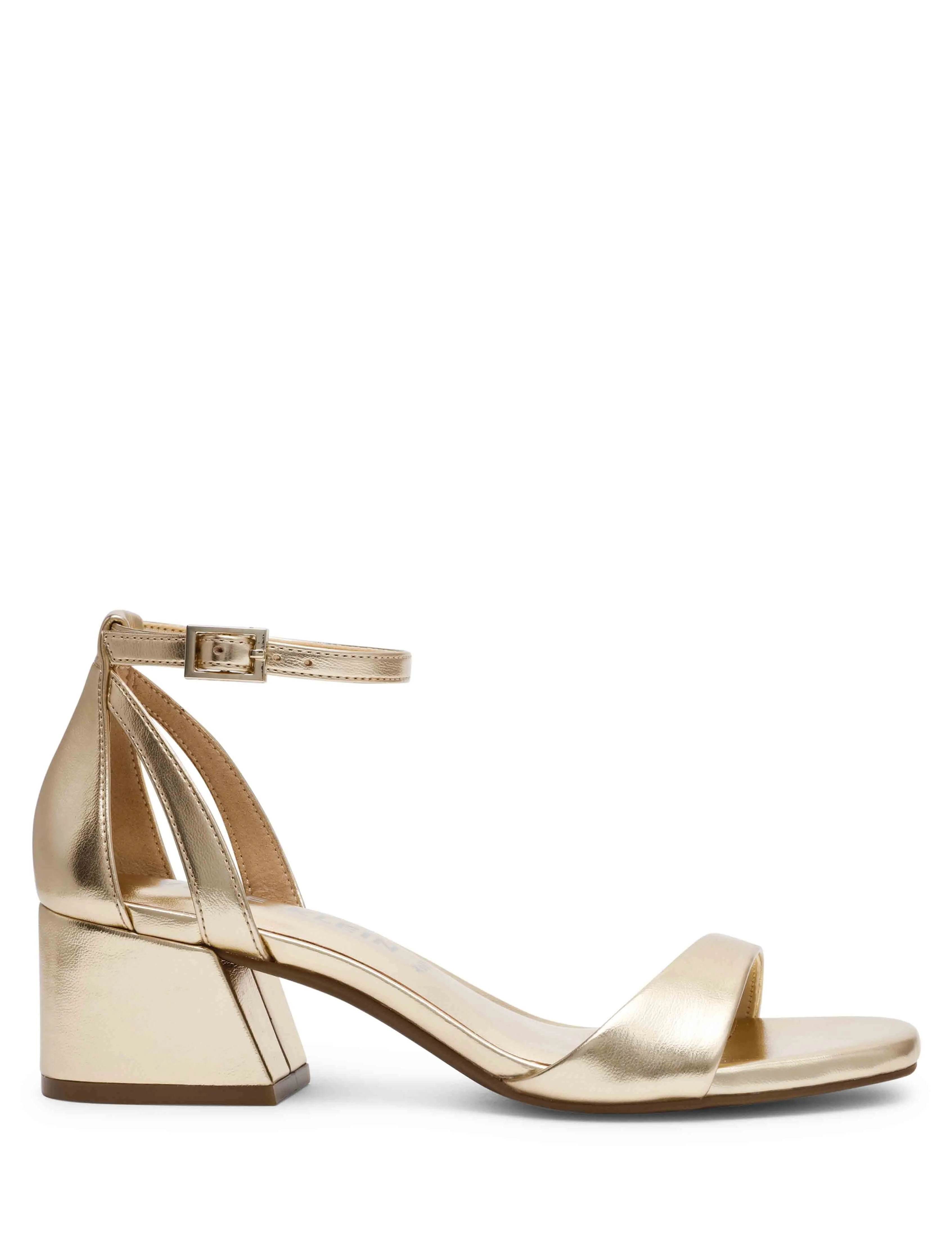 Mia Sandal