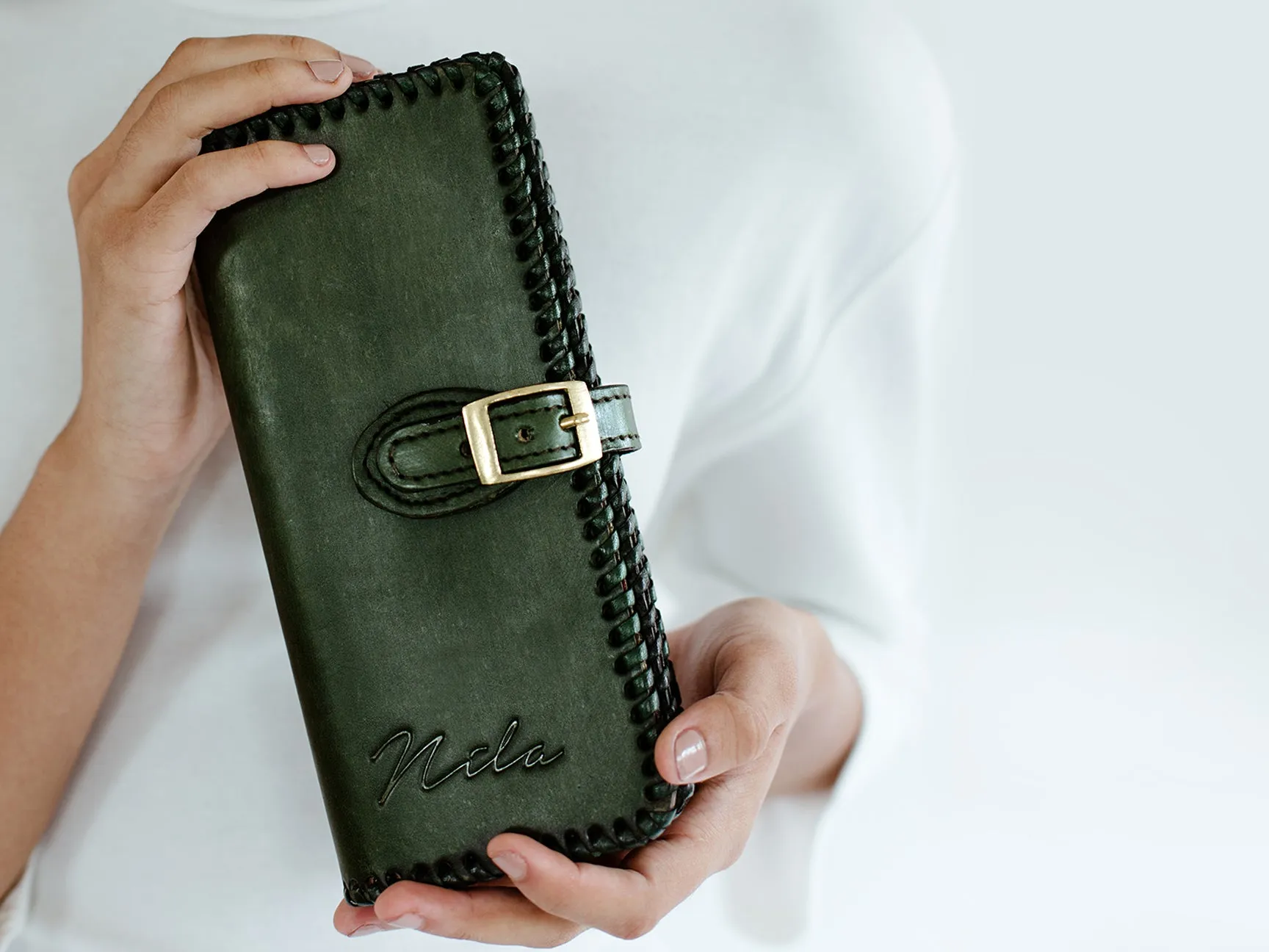 Nila Clutch with Buckle