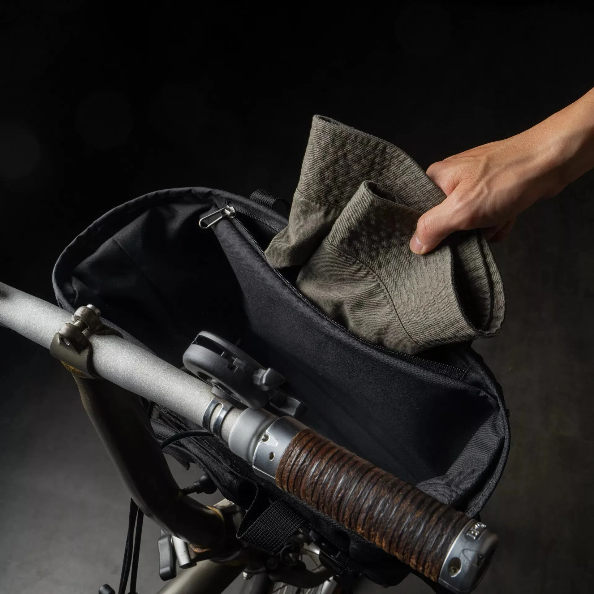 Pioneer Mini Basket Bag