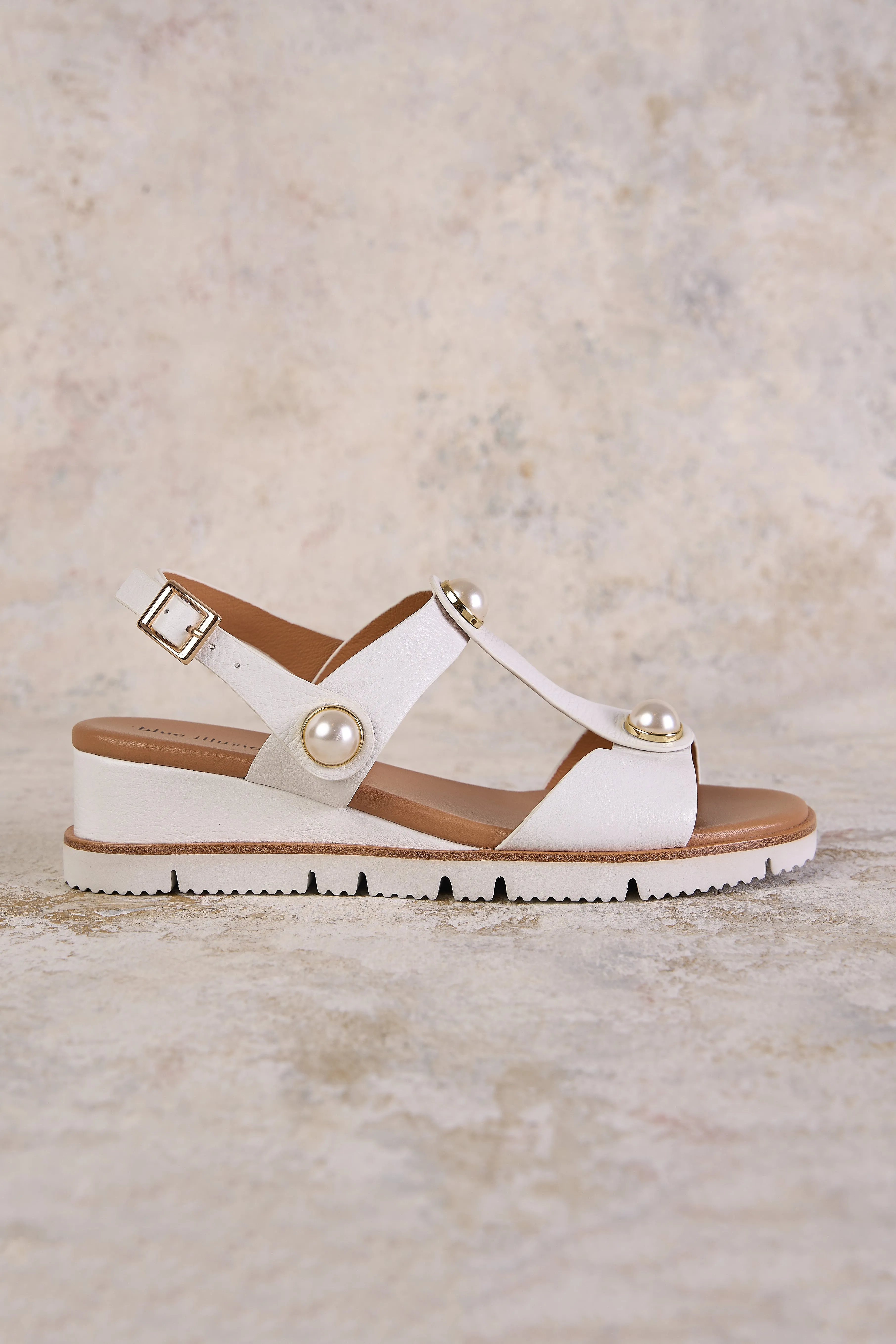 Rita Stud Sandal - White