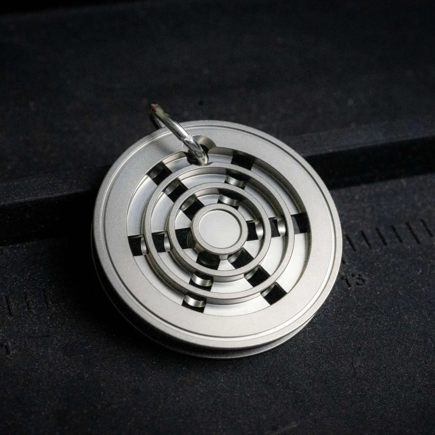 TEC-T311-6X Isotope Atom