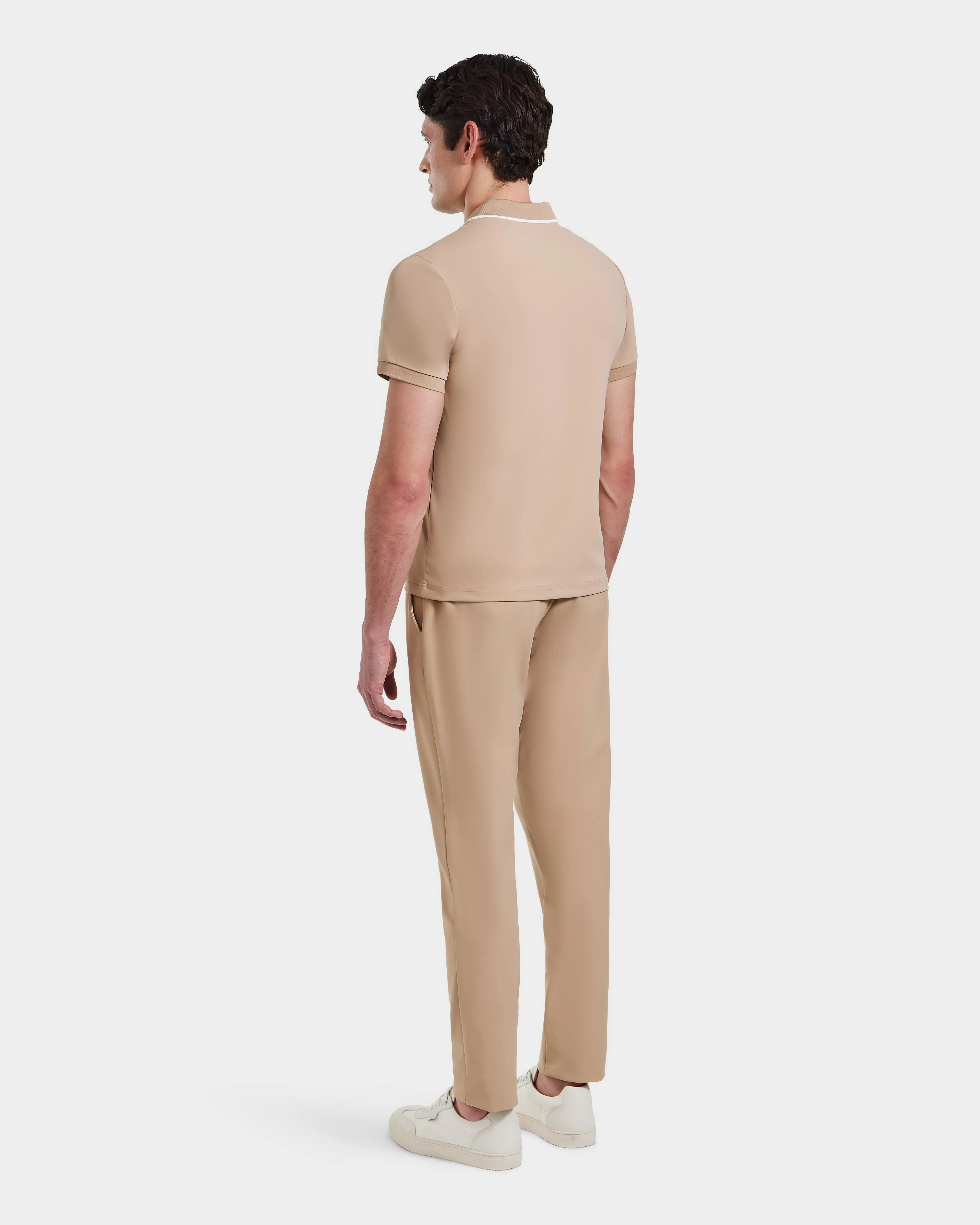 XAVIER - 6524027 Almond